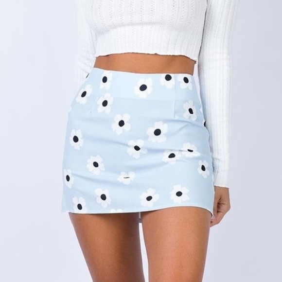 Princess Polly Dresses & Skirts - Princess Polly Mini Skirt